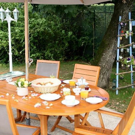 Les Hibiscus Bed & Breakfast เมซง-ลาฟีตต์ ภายนอก รูปภาพ