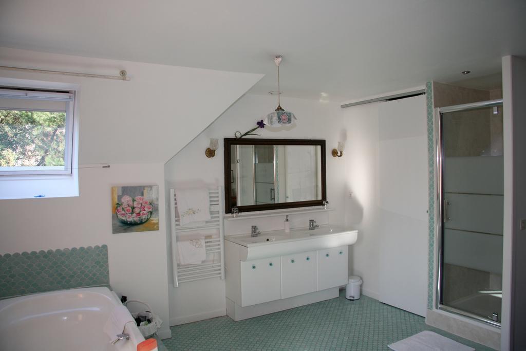 Les Hibiscus Bed & Breakfast เมซง-ลาฟีตต์ ภายนอก รูปภาพ